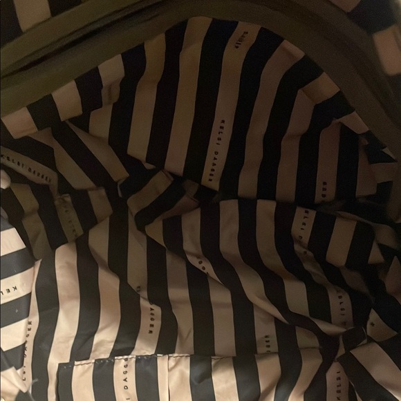 Kelsi Dagger Green Slouchy Shoulder Bag with Adjustable Strap - Picture 7 of 9